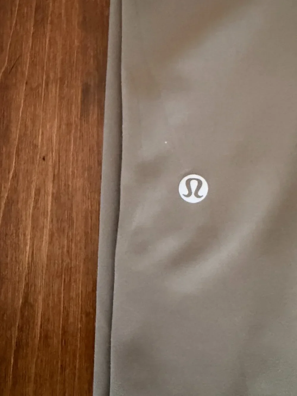 Lululemon Wunder Trainer High-Rise Tight 28” - Size 4 - Square Size dot